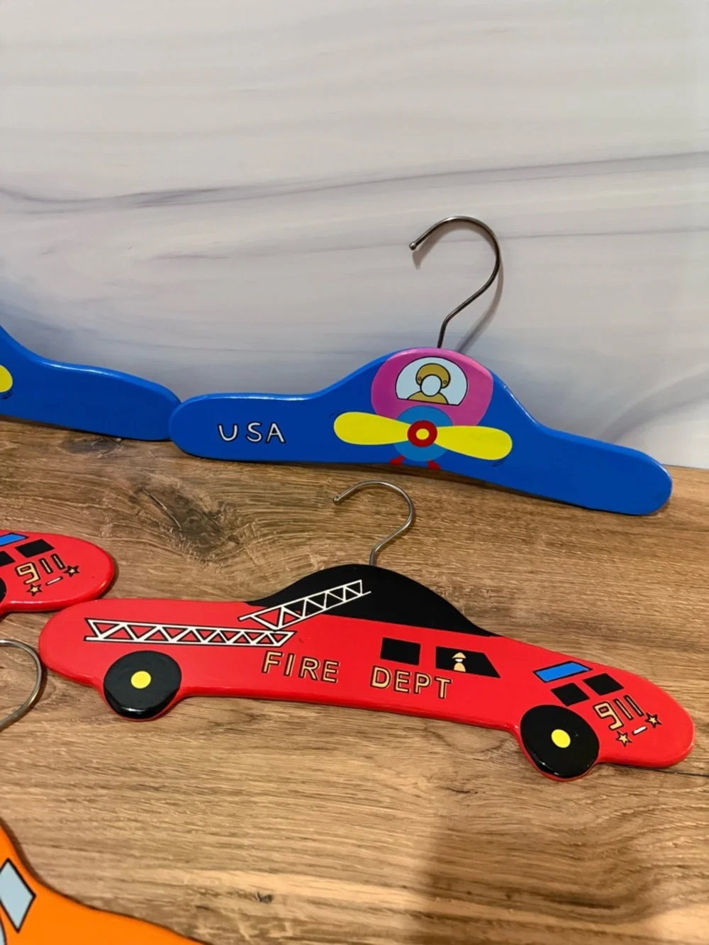 Kidorable Wooden Hangers Vehicles Set 5